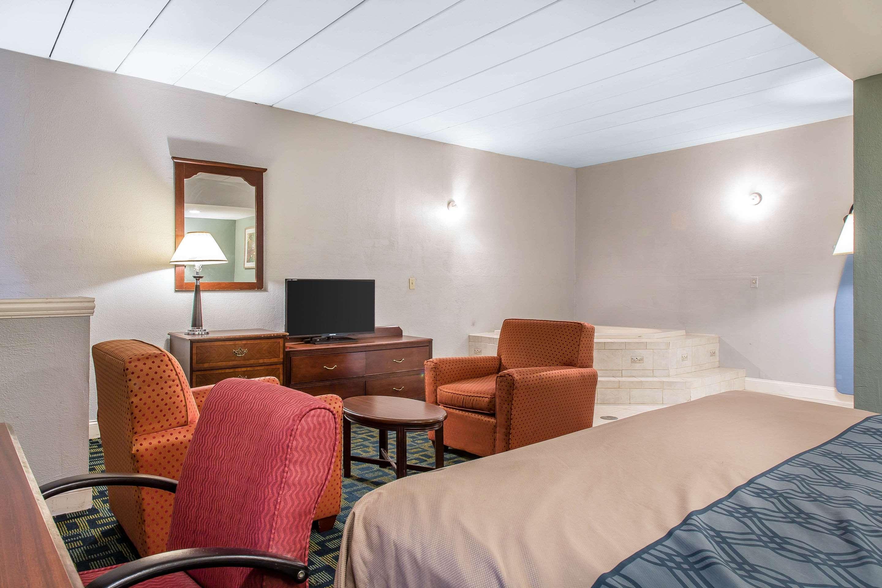 Econo Lodge Cranston - Providence Ngoại thất bức ảnh
