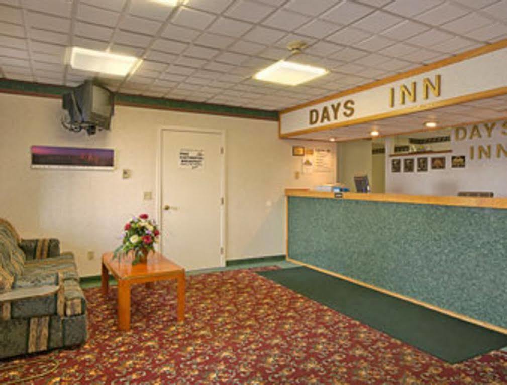 Econo Lodge Cranston - Providence Ngoại thất bức ảnh
