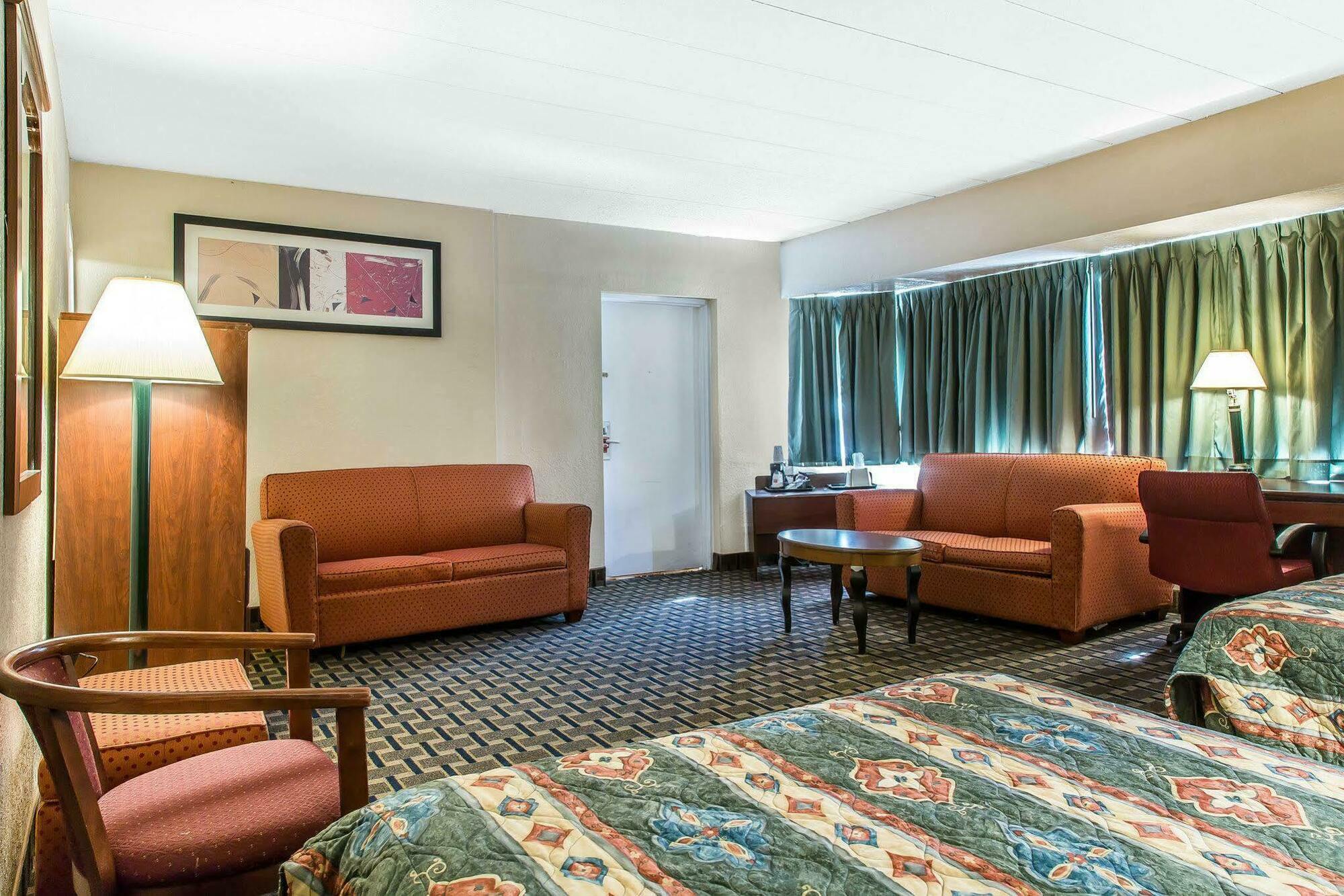 Econo Lodge Cranston - Providence Ngoại thất bức ảnh